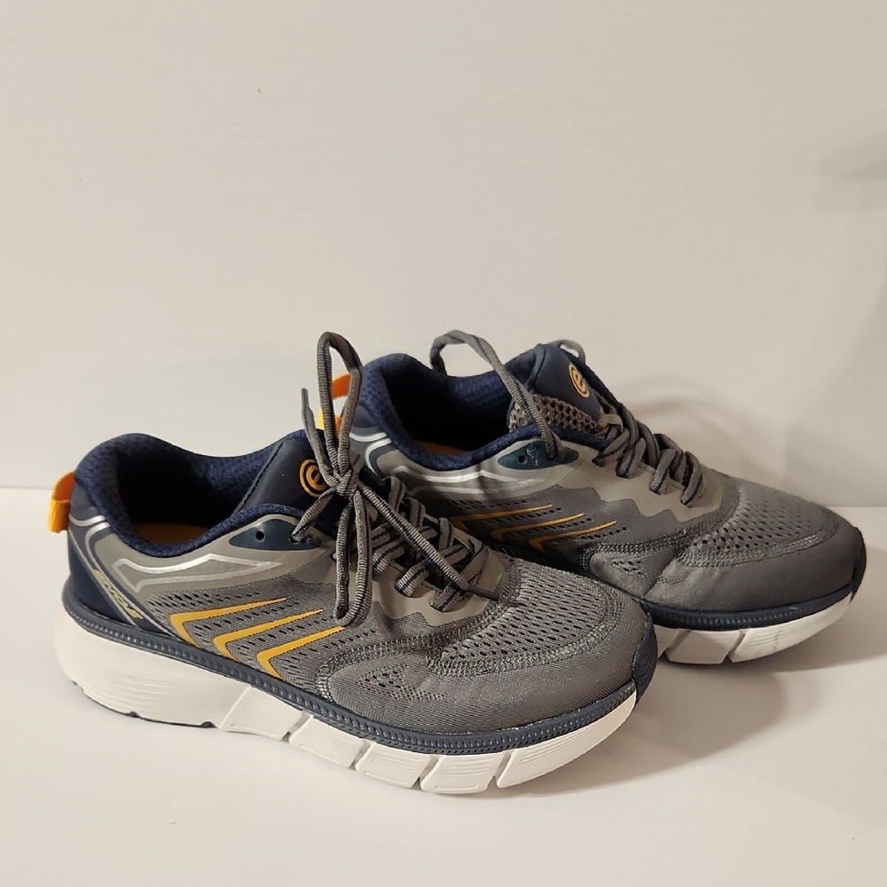 Easy Spirit EMOVE - Mens 7.5